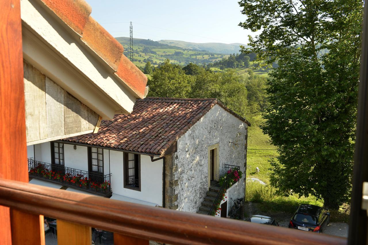 Hotel La Alfonsina Santibanez de Villacarriedo Esterno foto